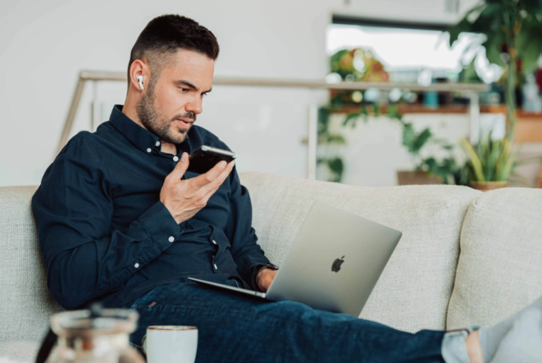 6 Industries Using Business Voicemail Transcription